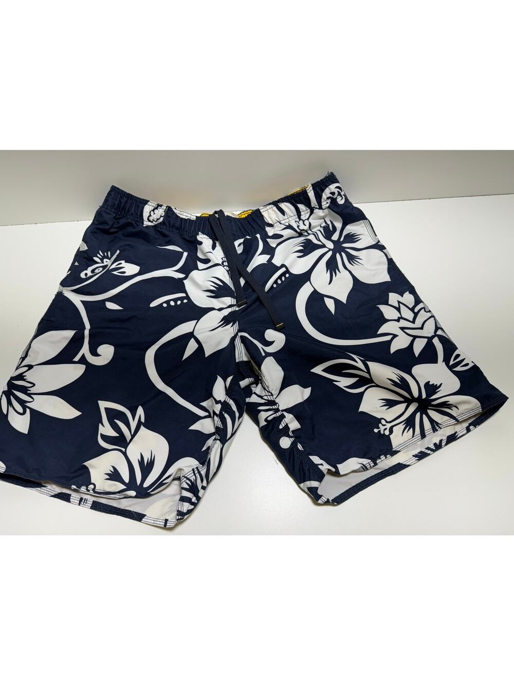 Old Navy Men’s Board Shorts Sz XL Swim Trunks Lined Blue Floral Bermuda Beach